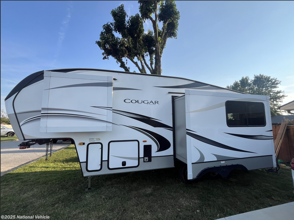 Used 2021 Keystone Cougar 24RDS available in Rogers, Arkansas