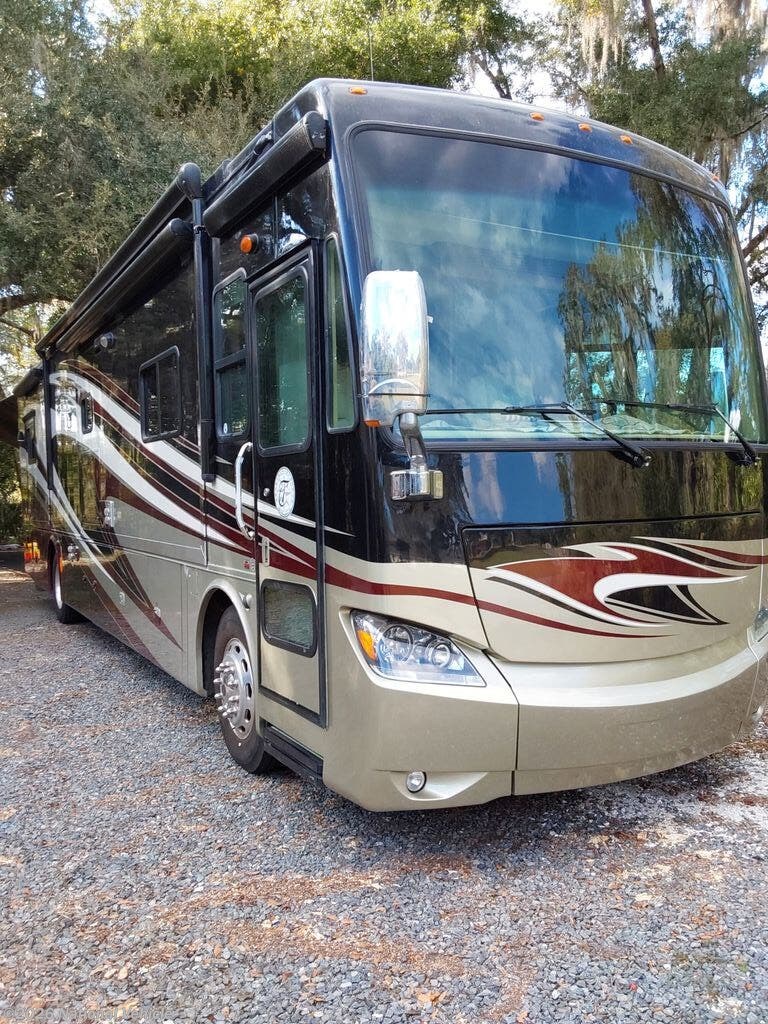 Used 2013 Tiffin Phaeton 40QTH available in Brooksville, Florida
