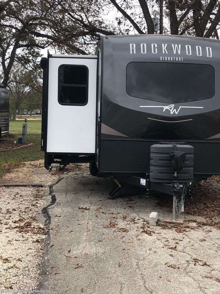 Used 2025 Forest River Rockwood Signature 8339FK available in Georgetown, Texas