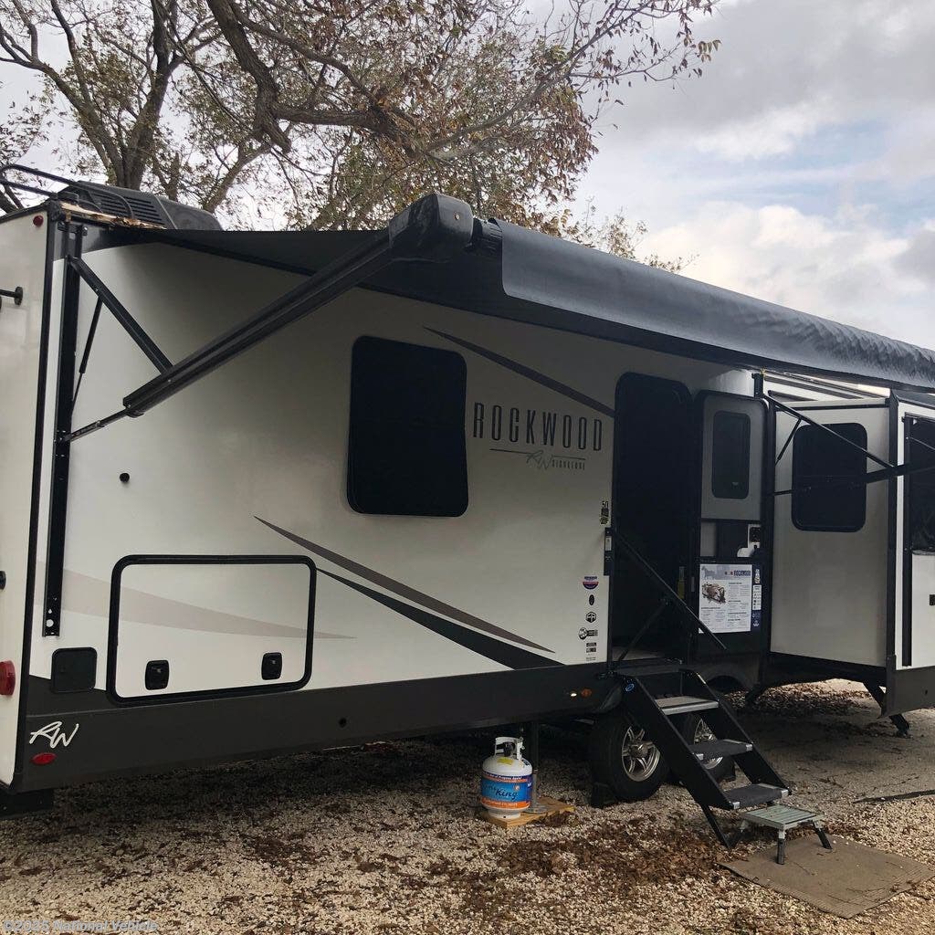 Used 2025 Forest River Rockwood Signature 8339FK available in Lancaster, California