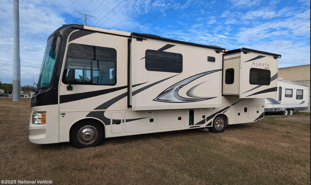 Used 2023 Jayco Alante 27A available in St Petersberg, Florida