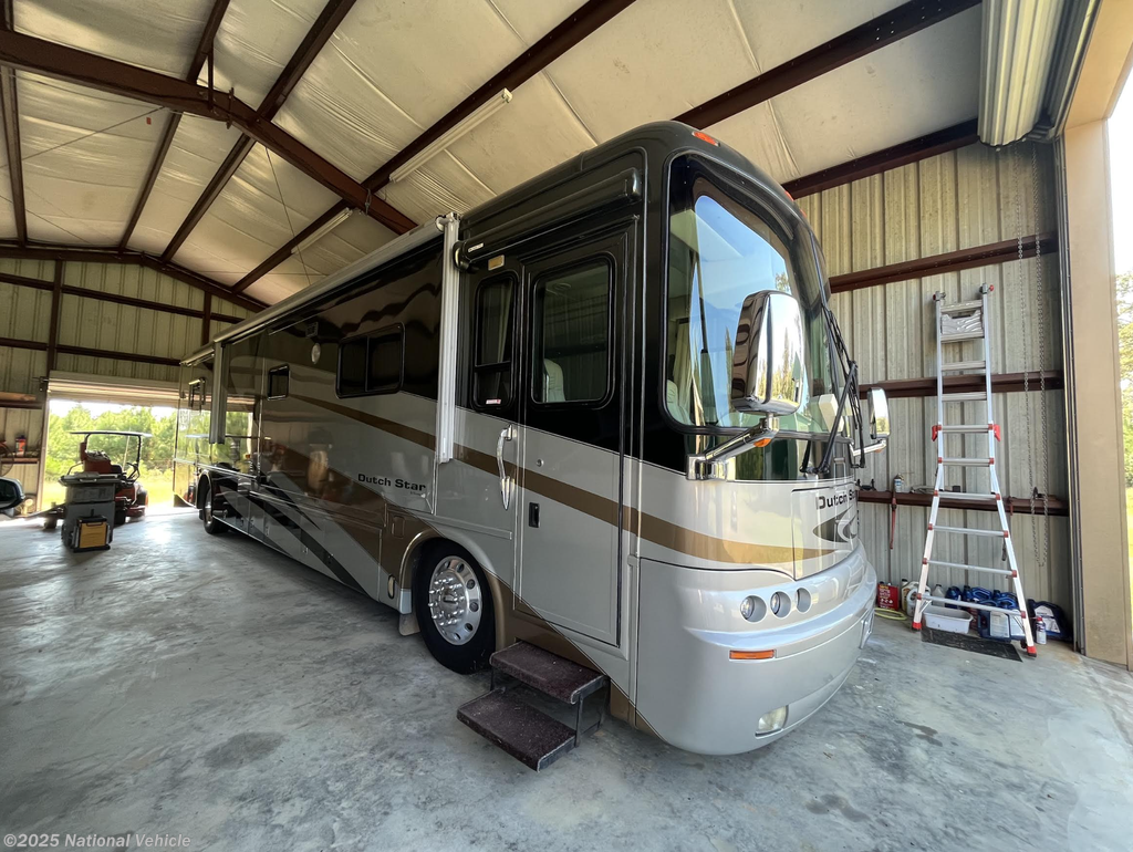 Used 2005 Newmar Dutch Star 4023 available in Rockwall, Texas