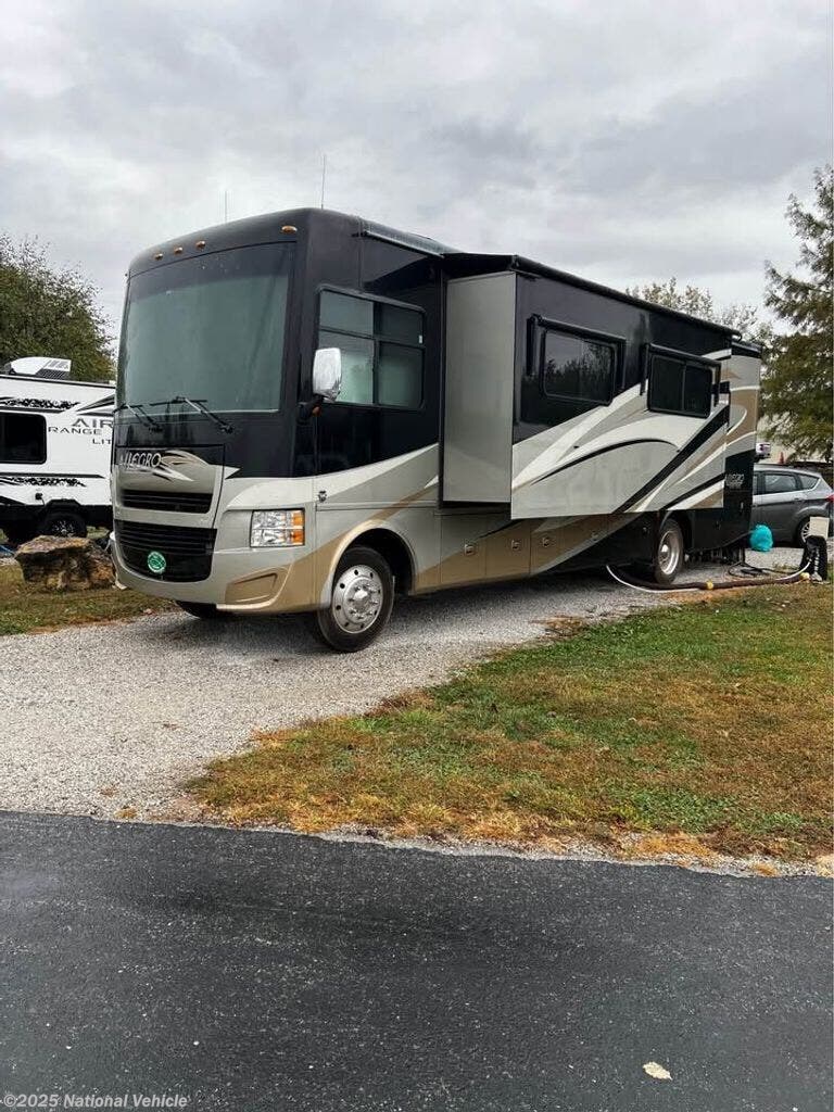 Used 2013 Tiffin Allegro 31SA available in Chickasha, Oklahoma