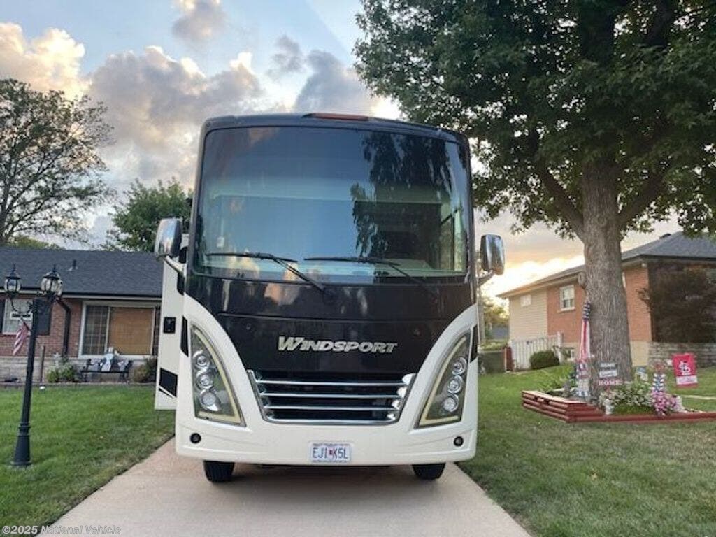 Used 2022 Thor Motor Coach Windsport 34R available in St. Louis, Missouri