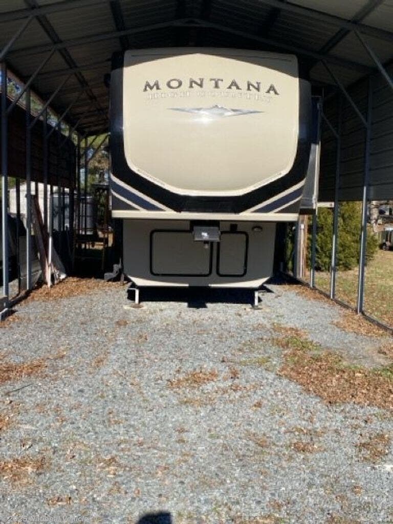Used 2018 Keystone Montana High Country 305RL available in Hebron, Maryland