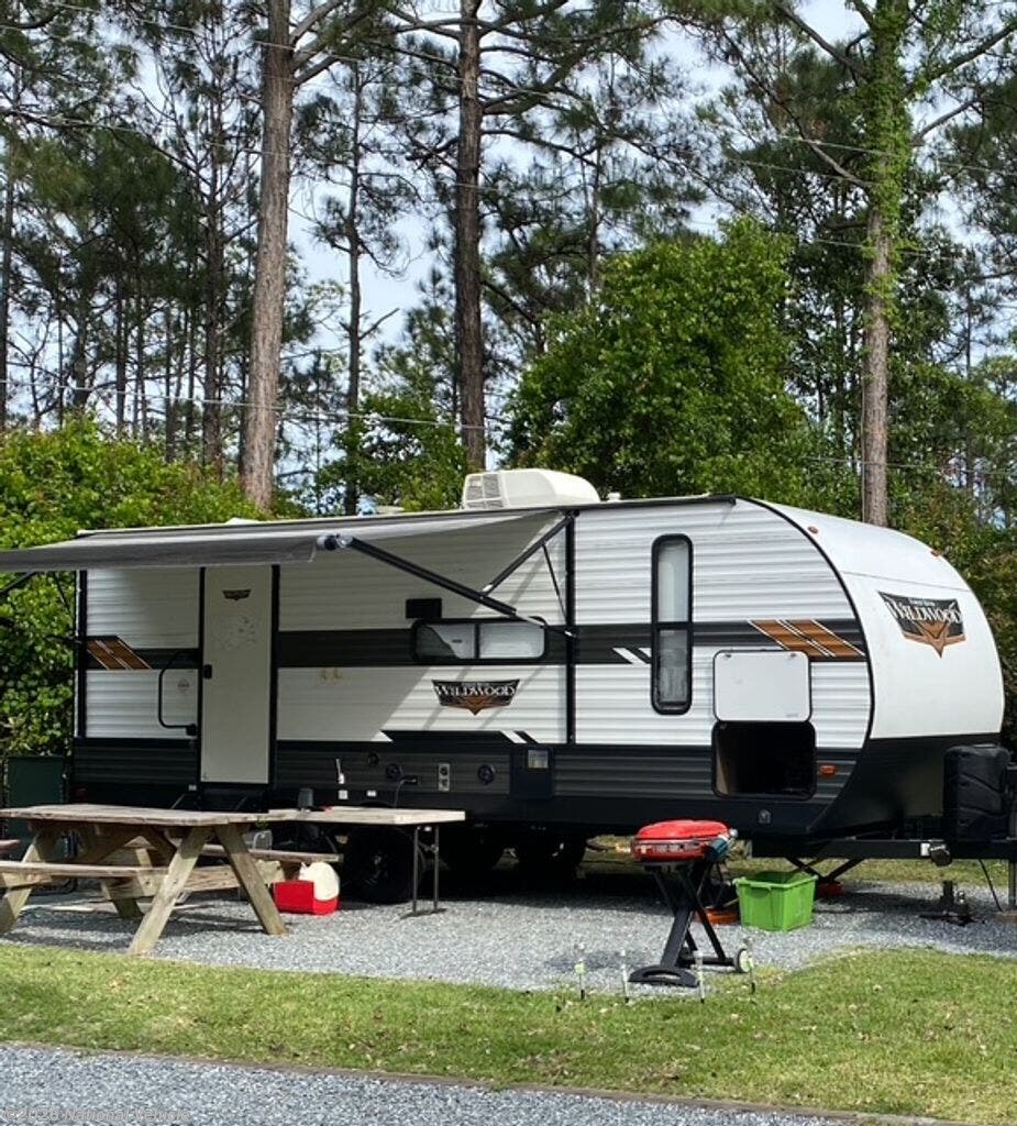 Used 2020 Forest River Wildwood 22RBS available in Port St. Lucie, Florida