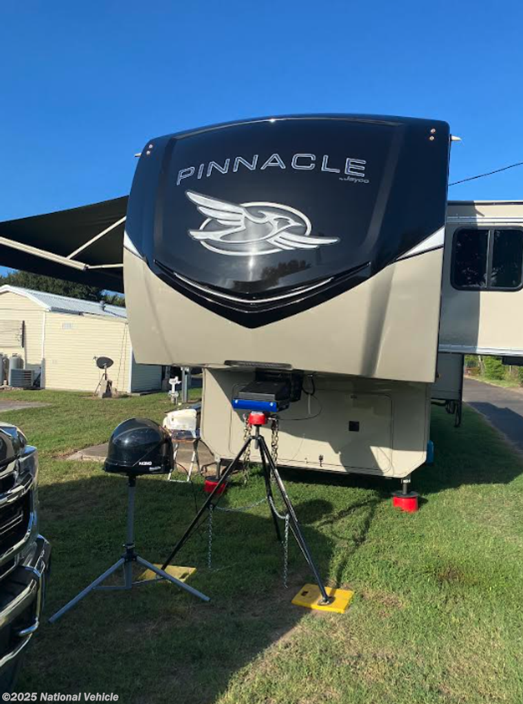 Used 2022 Jayco Pinnacle 32RLTS available in Mission, Texas