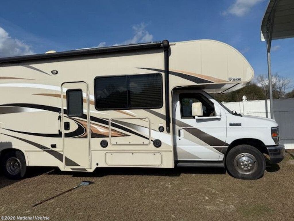 Used 2017 Thor Motor Coach Freedom Elite 29FE available in Springfield, Georgia