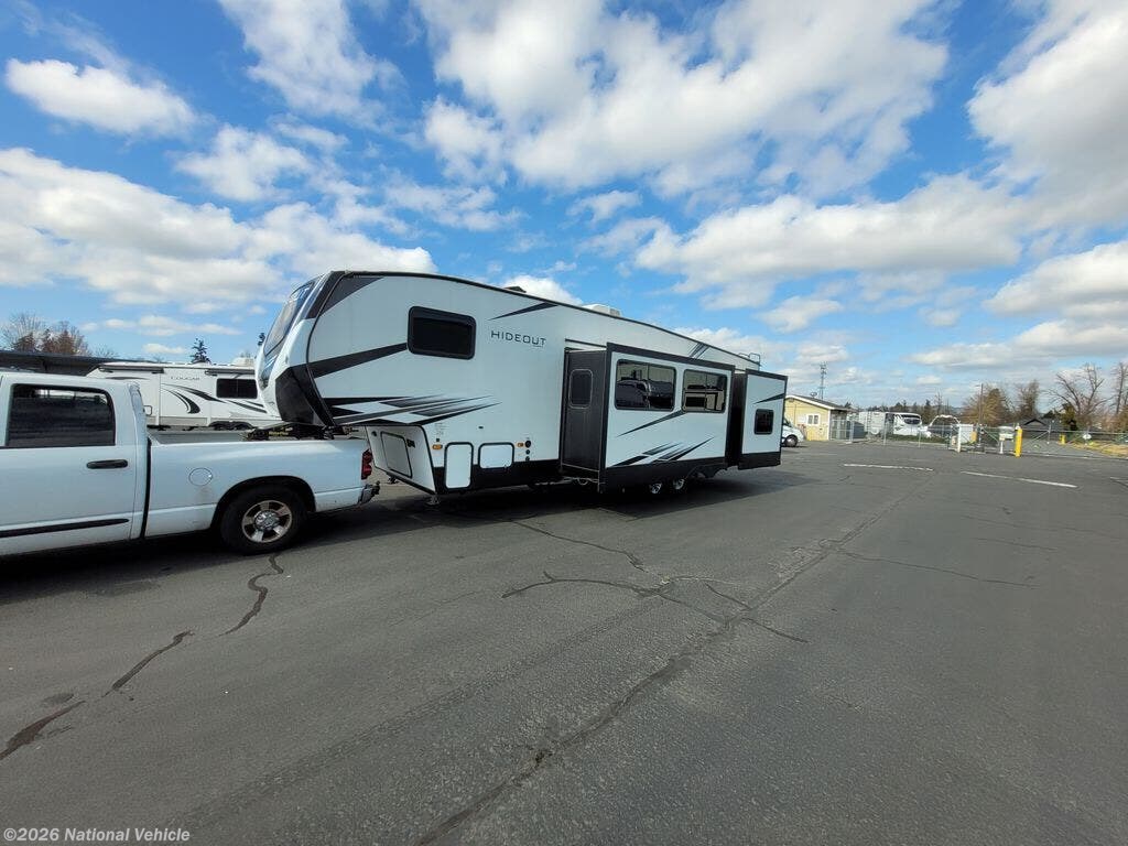 Used 2020 Keystone Hideout 308BHDS available in Milwaukie, Oregon