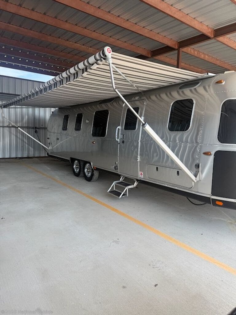Used 2021 Airstream Classic 33FB Twin available in Lorena, Texas