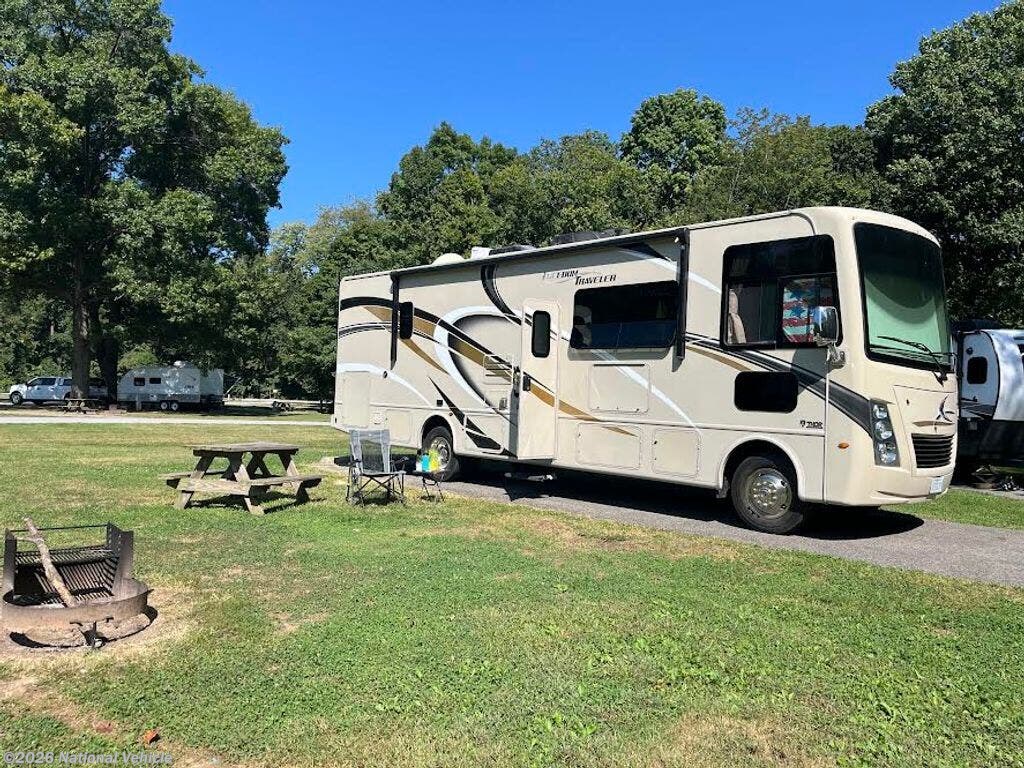 Used 2018 Thor Motor Coach Freedom Traveler 30A available in Palatine, Illinois