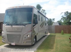 Used 2016 Itasca Sunstar 31BE available in Fayetteville, Arkansas