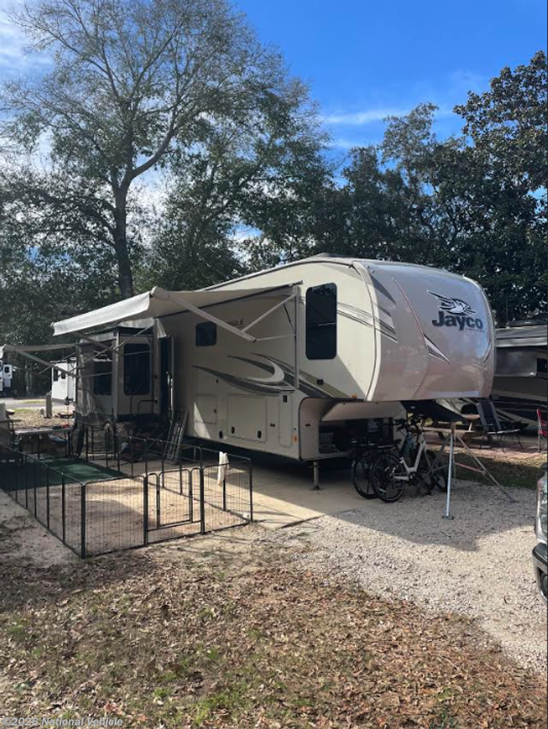 Used 2020 Jayco Eagle 357MDOK available in Cuba, Missouri