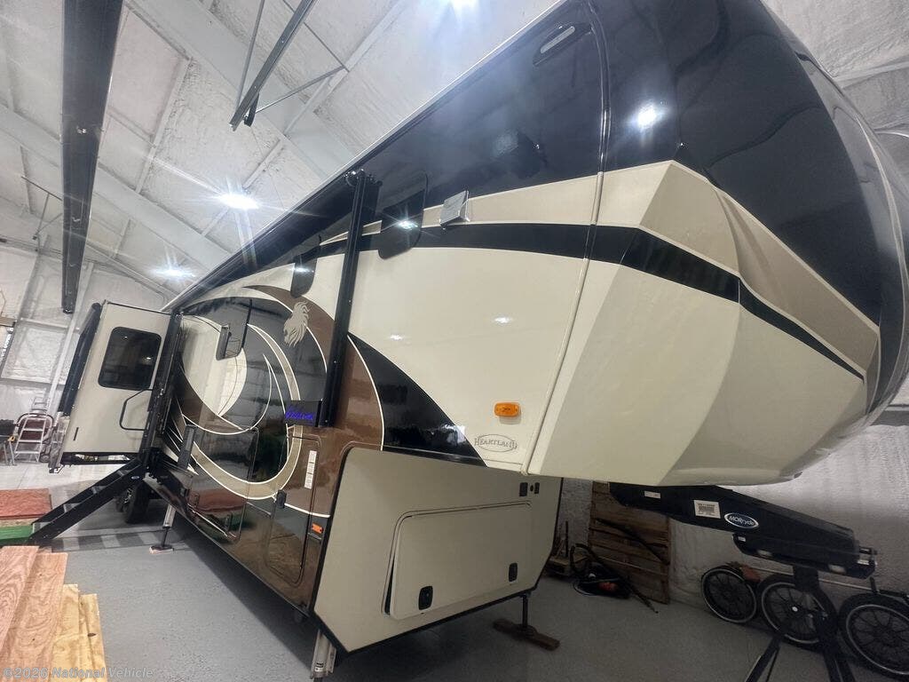 Used 2018 Heartland Landmark 365 Newport available in Cortez, Colorado