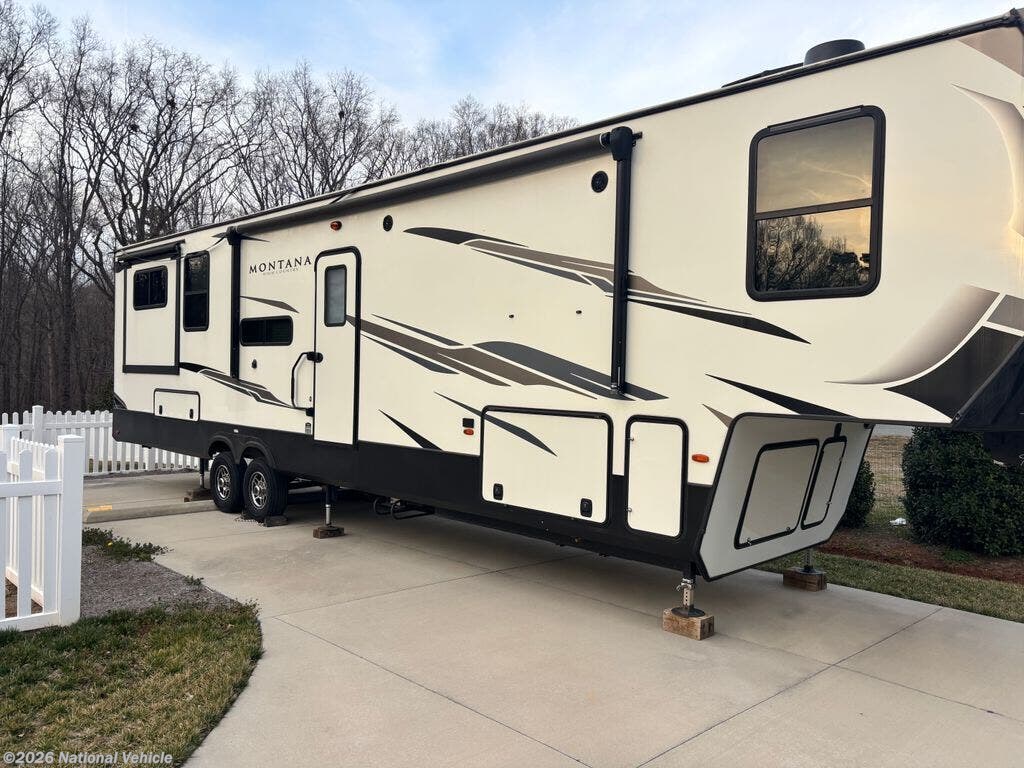 Used 2021 Keystone Montana High Country 372RD available in Unionville, North Carolina