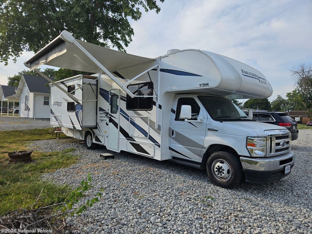 Used 2021 Thor Motor Coach Freedom Elite 30FE available in Gallatin, Missouri