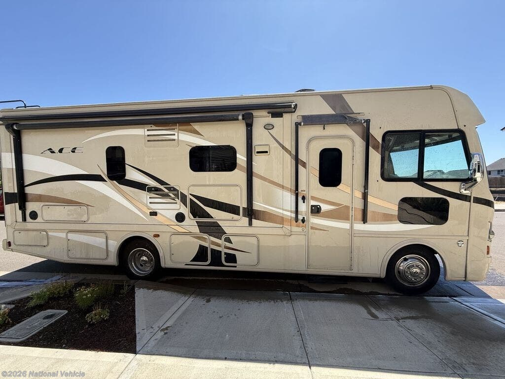 Used 2016 Thor Motor Coach A.C.E. 27.1 available in Newberg, Oregon