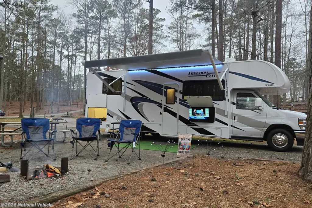 Used 2024 Thor Motor Coach Freedom Elite 28HE available in Villa Rica, Georgia