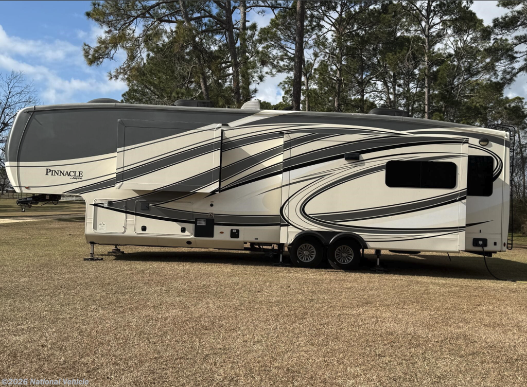 Used 2017 Jayco Pinnacle 36FBTS available in Reidsville, Georgia