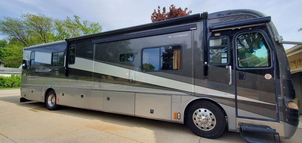Used 2006 Fleetwood Revolution LE 40E available in El Reno, Oklahoma