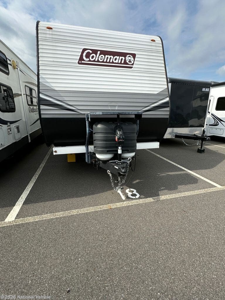 Used 2021 Dutchmen Coleman Lantern 334BH available in Harrington, Delaware