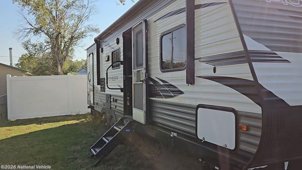 Used 2020 Heartland Pioneer BH270 available in South Hutchinson, Kansas