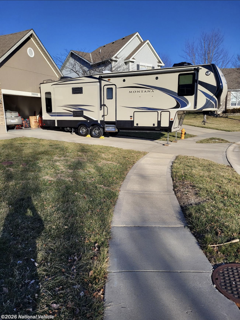 Used 2018 Keystone Montana High Country 305RL available in Independence, Missouri