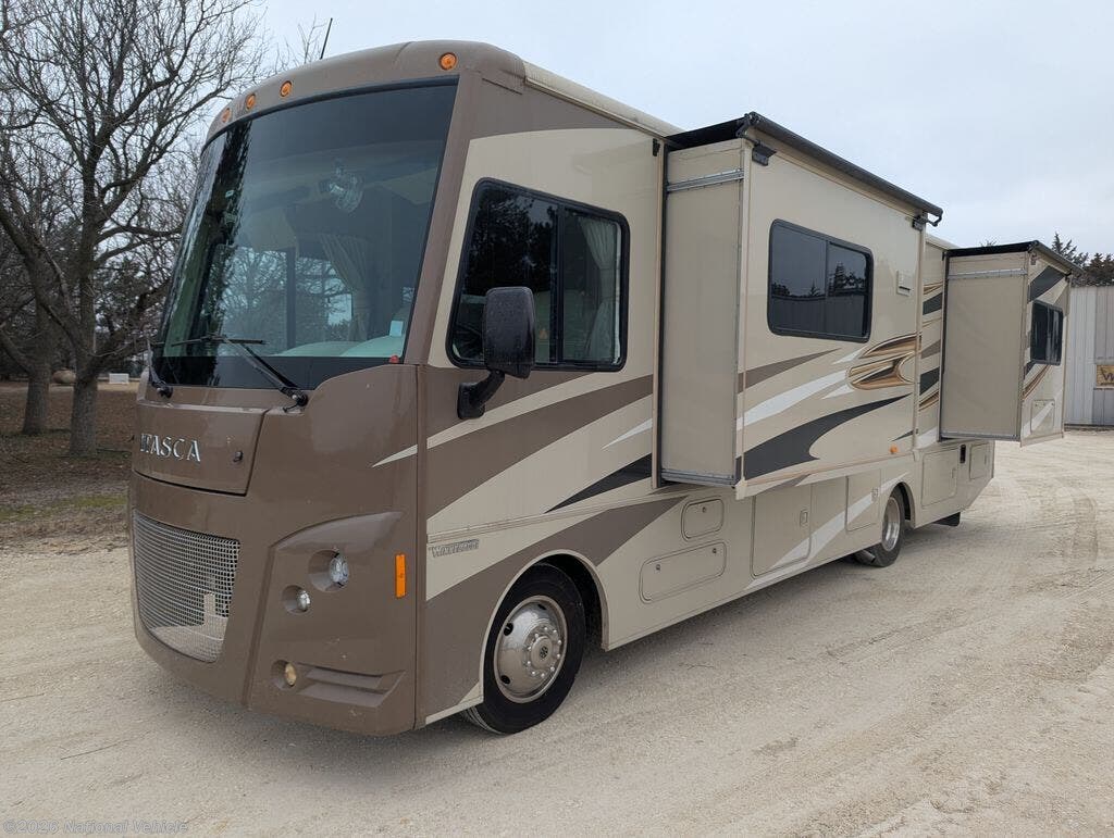 Used 2015 Itasca Sunstar 30T available in Osborne, Kansas