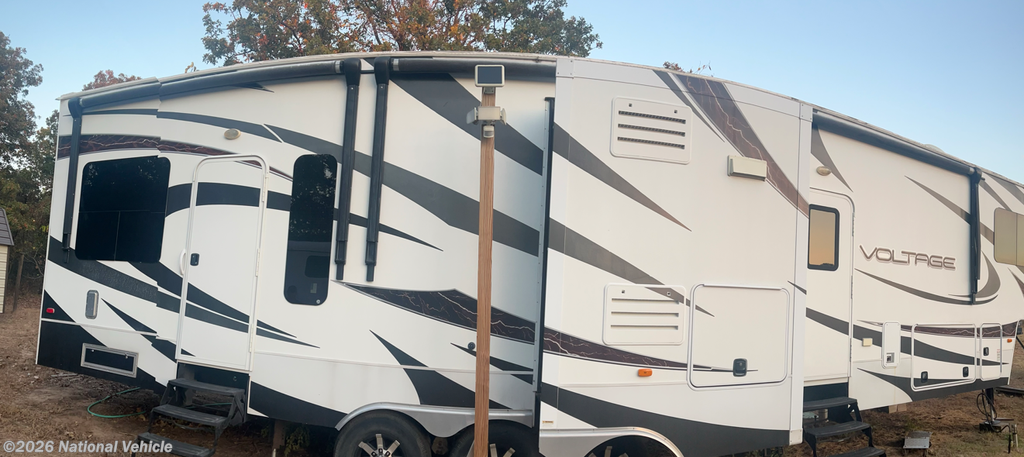 Used 2013 Dutchmen Voltage Toy Hauler 3905 available in Harrah, Oklahoma