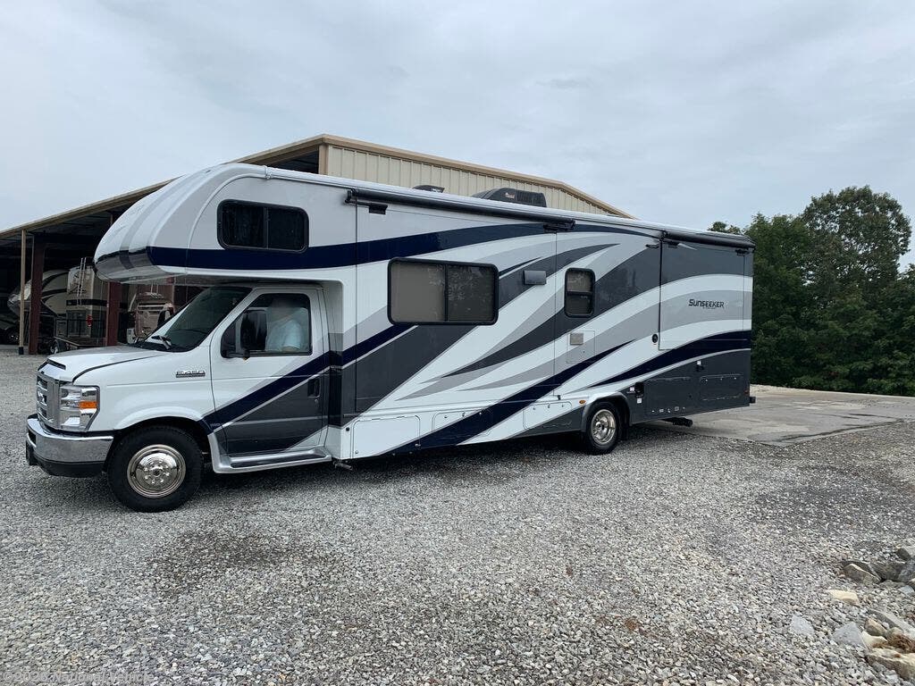 Used 2018 Forest River Sunseeker 2860DS available in Lenoir City, Tennessee