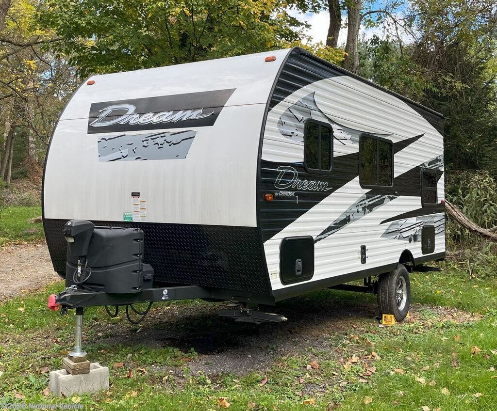 Used 2021 Chinook  Dream D175BH available in Chesterland, Ohio