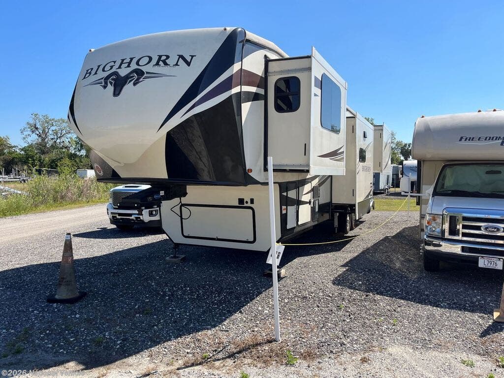 Used 2018 Heartland Bighorn 3750FL available in Ruskin, Florida