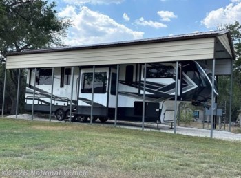 Used 2021 Grand Design Momentum M-Class 376THS-R available in New Braunfels, Texas