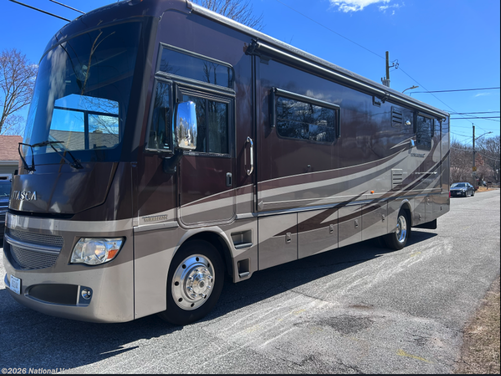 Used 2015 Itasca Suncruiser 35P available in Cumberland, Rhode Island