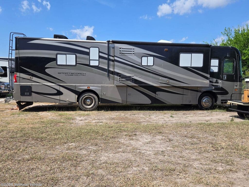 Used 2010 Coachmen Cross Country 390TS available in Harlingen, Texas