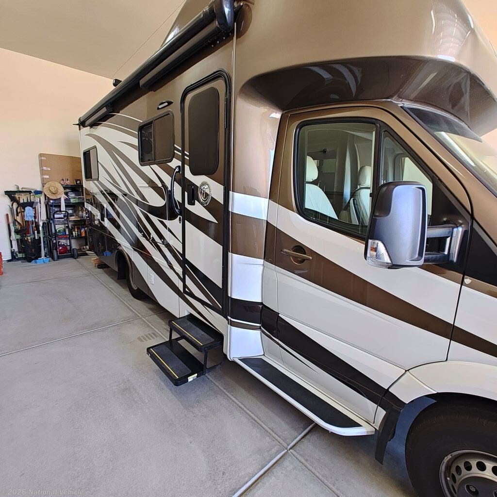 Used 2018 Tiffin Wayfarer 24TW available in Adelanto, California