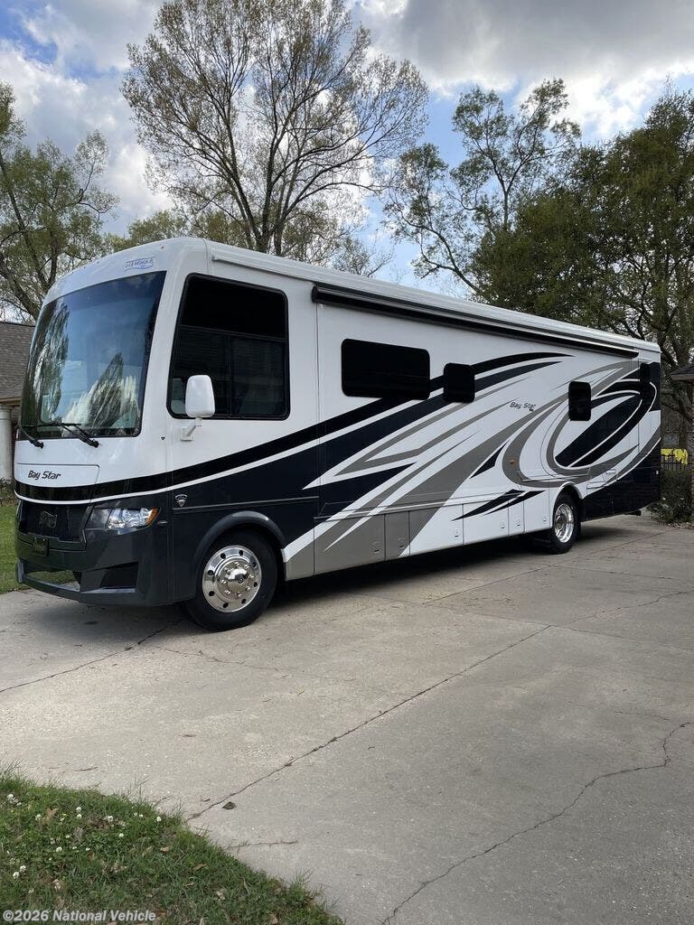 Used 2023 Newmar Bay Star 3629 available in Prairieville, Louisiana