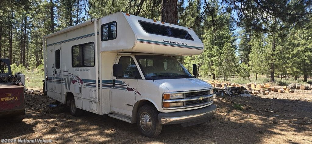Used 2000 Winnebago Minnie Winnie 22R available in Truckee, California