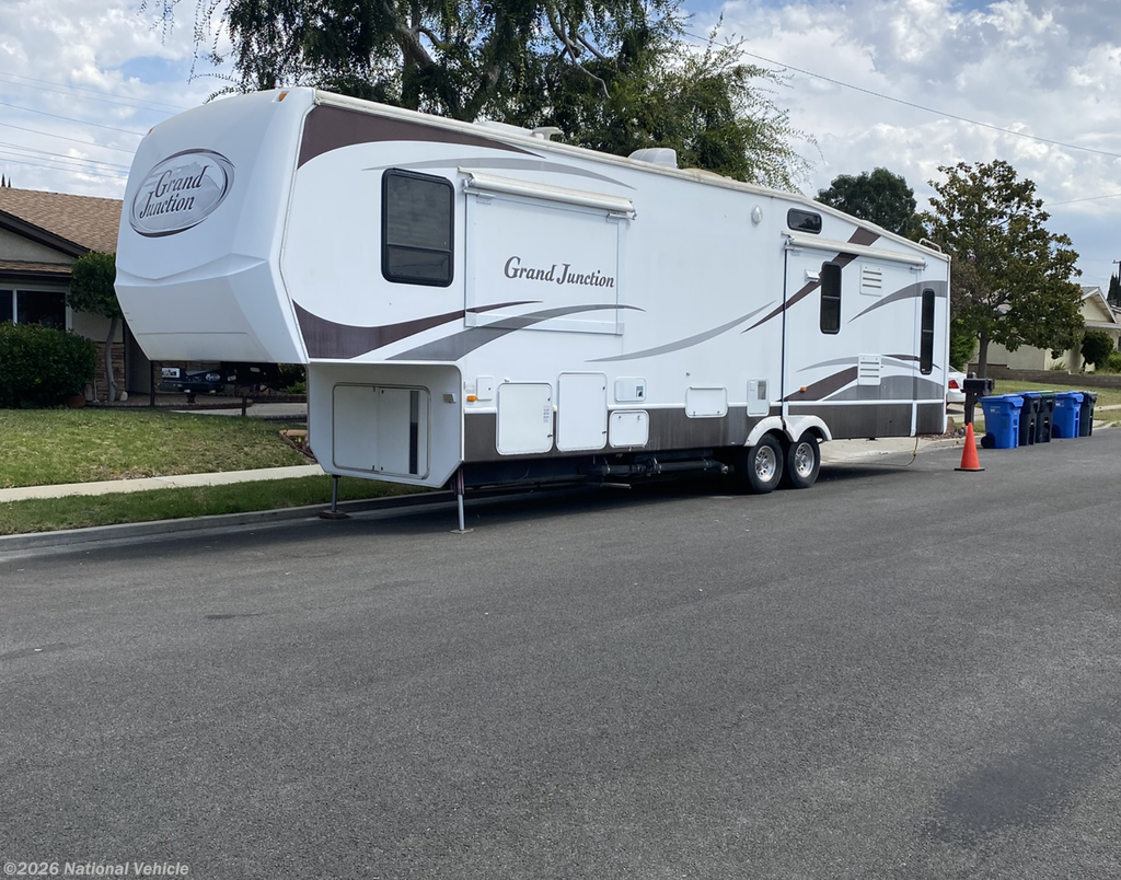 Used 2008 Dutchmen Grand Junction 35TMS available in Simi Valley, California