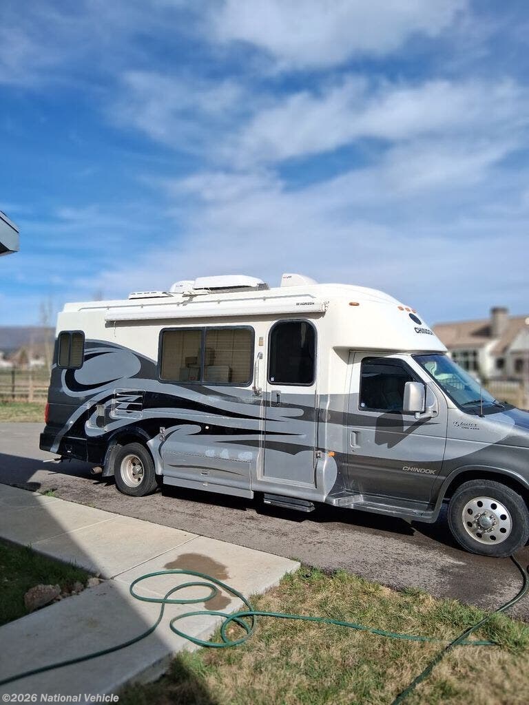 Used 2004 Chinook Glacier LE available in Midway, Utah