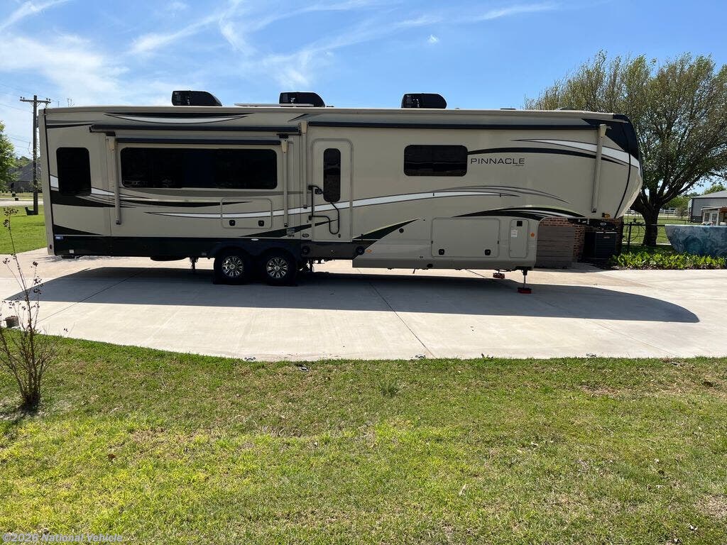 Used 2021 Jayco Pinnacle 36FBTS available in Omaha, Nebraska