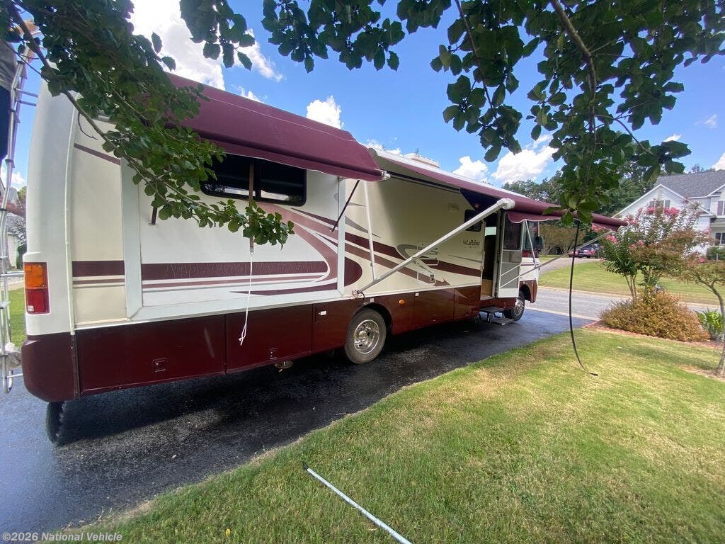 Used 2001 Monaco RV La Palma 32PBD available in Chester, Virginia