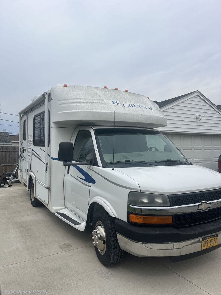 Used 2004 Gulf Stream Conquest B Touring Cruiser 5210 available in Buffalo, New York