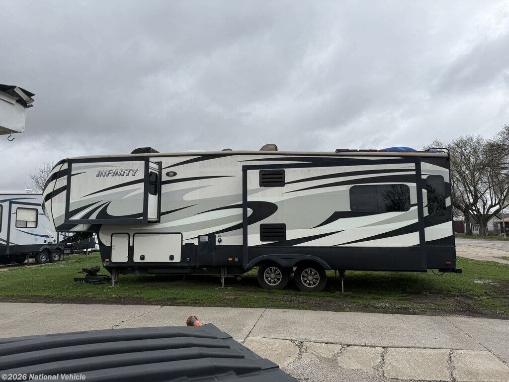 Used 2014 Dutchmen Infinity 3210 RE available in Villisca, Iowa