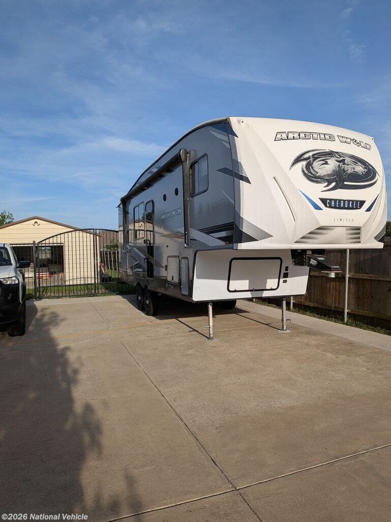 Used 2022 Forest River Cherokee Arctic Wolf 261RK available in Midlothian, Texas