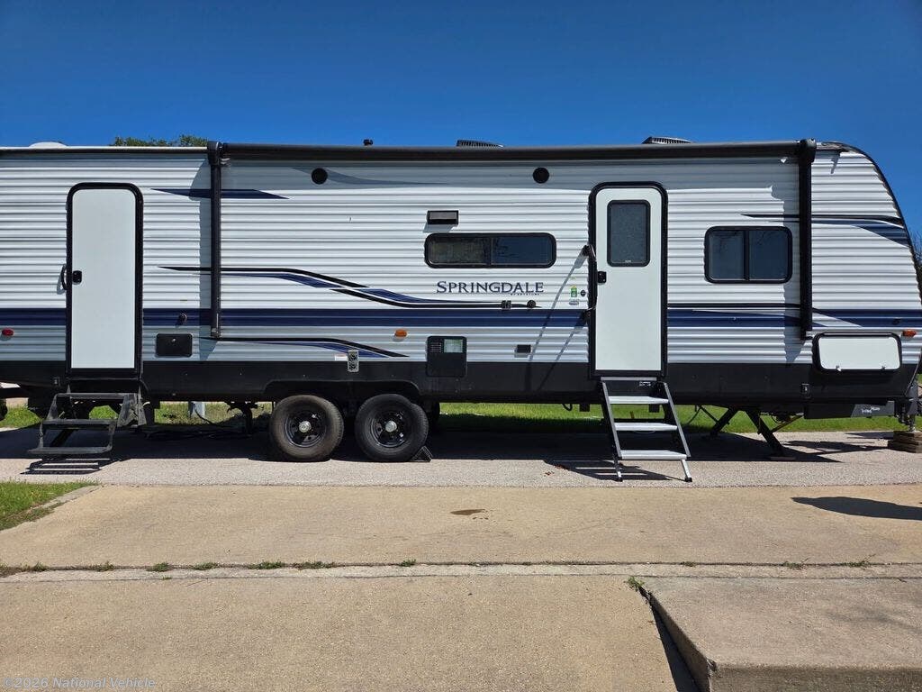 Used 2022 Keystone Springdale 282BH available in Hewitt, Texas