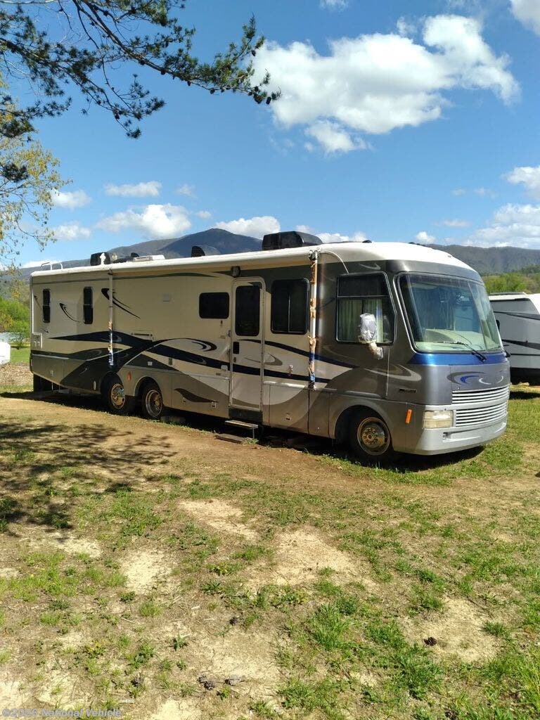 Used 1998 Fleetwood Pace Arrow 36S available in Sevierville, Tennessee