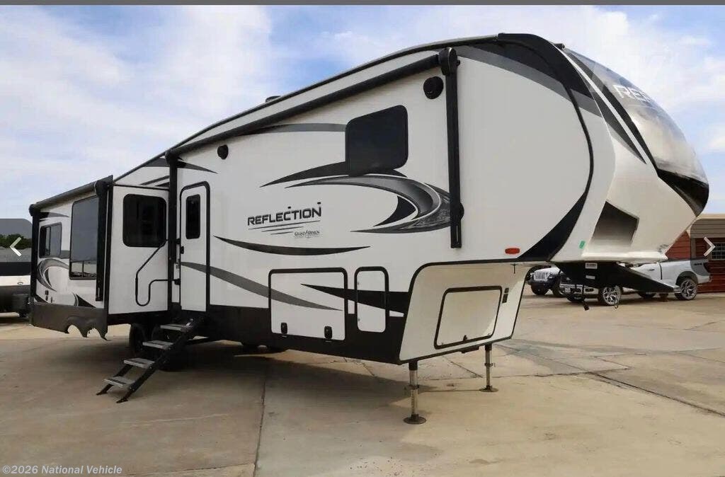 Used 2022 Grand Design Reflection 337RLS available in Benson, Arizona