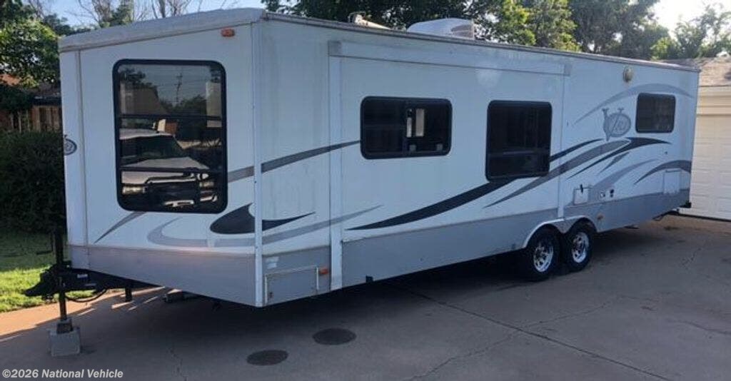 Used 2007 Keystone VR1 297FLS available in San Angelo, Texas