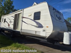 Used 2014 Palomino Puma 31FKBS available in Lockport, New York